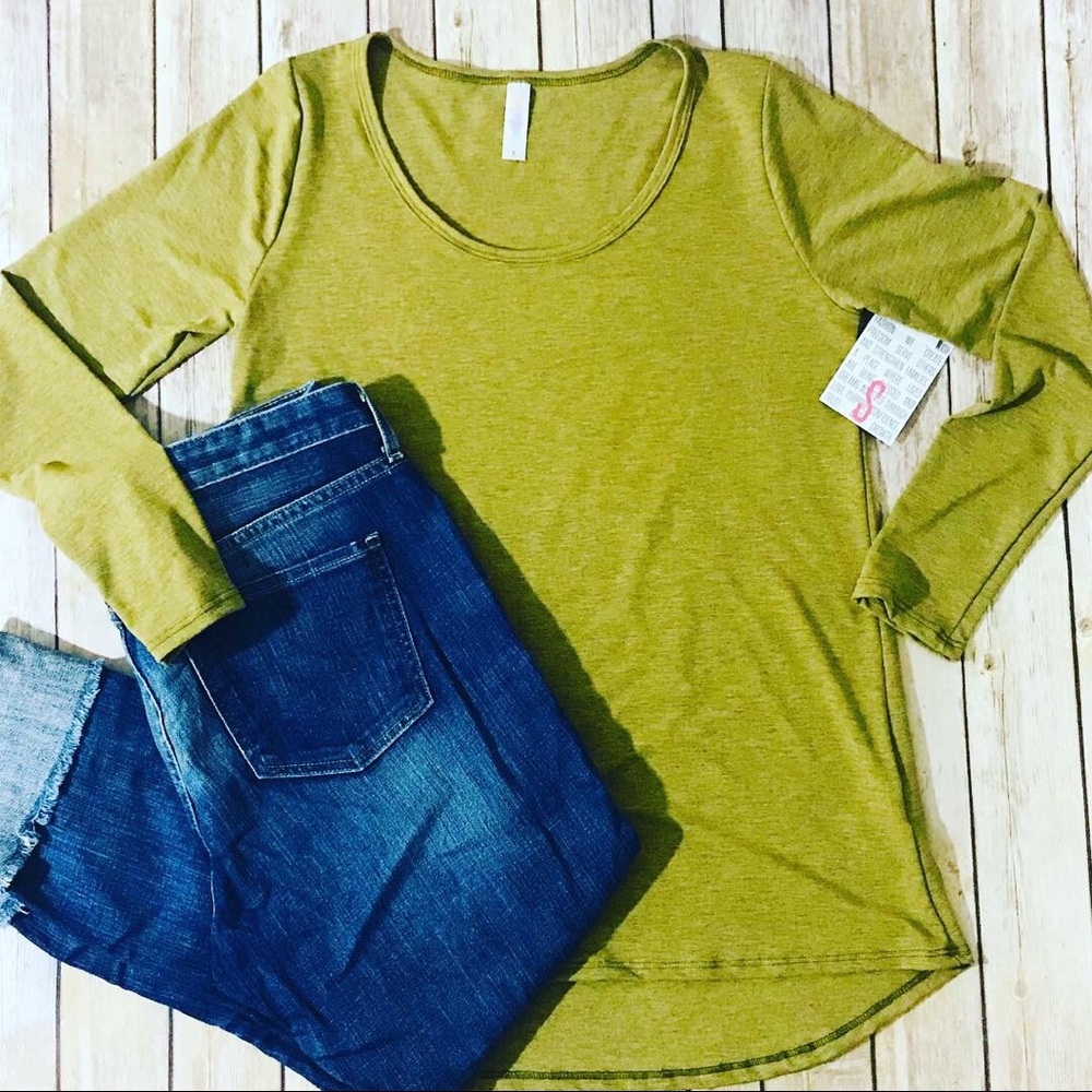 LuLaRoe Lynnae Top
